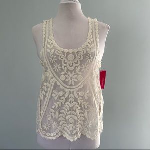 IVORY LACE OVER-LAY TOP